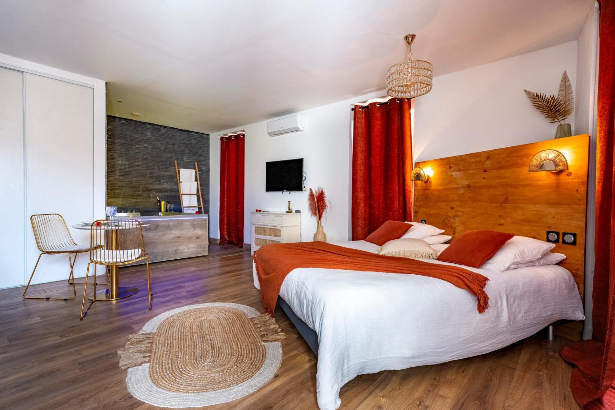 Loft Romantique - Spa Privatif - Spa Noctambulles Hyères Extérieur photo
